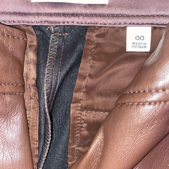 Aritzia Babaton Cropped Command Pant (00, Brown) - Picture 2 of 6